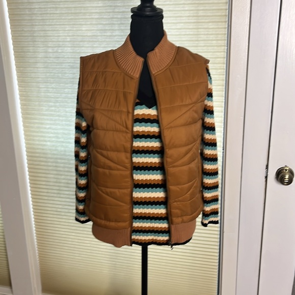 LIVERPOOL top - Picture 3 of 5